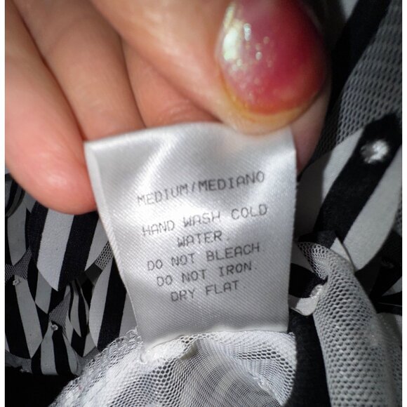 Funky Y2K Black & White Fringe 3D Geometric Shirt Top Blouse By Hommage Medium - Picture 6 of 6